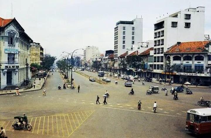Hotspot Matrix: Bí quyết cạnh tranh của chủ cửa hàng nhỏ
