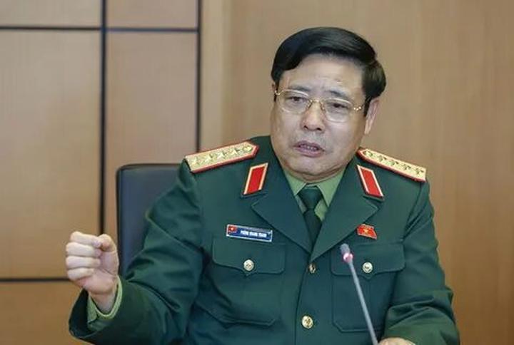 Từ 3 kiểu giày